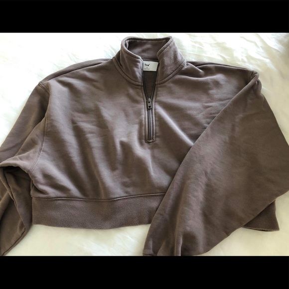 *SOLD* TNA Airyaf 1/4 zip - Picture 2 of 2